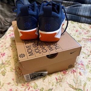 Nike Navy and Rust Athletic Shoes